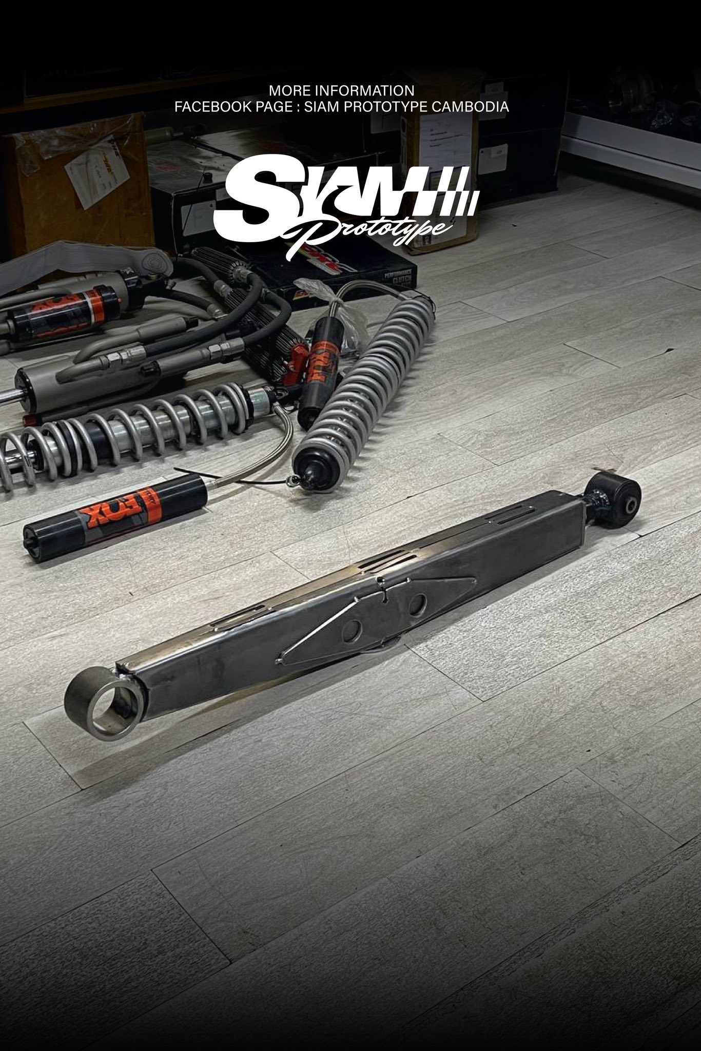 Custom chromoly trailing arm with FOX shocks