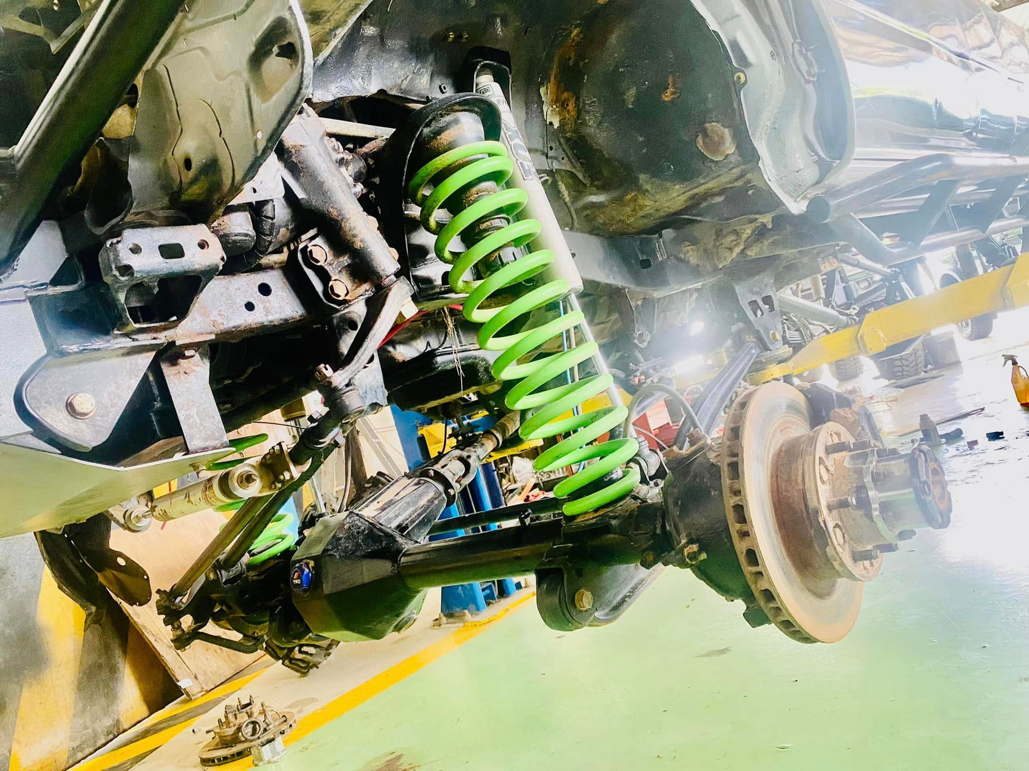 Front suspension green coil springs